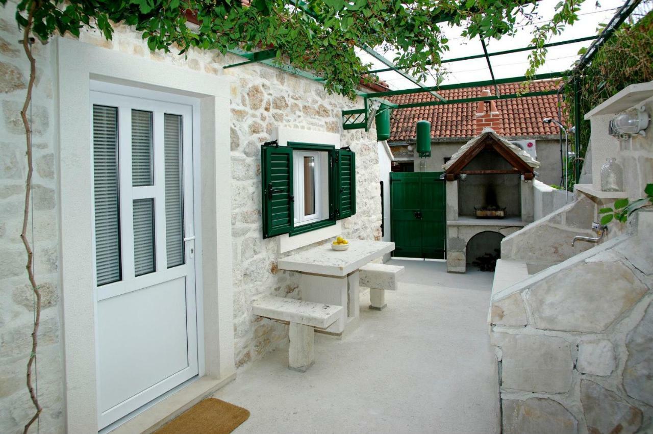 Apartment Menego A2 Bol-Center, Croatia Экстерьер фото